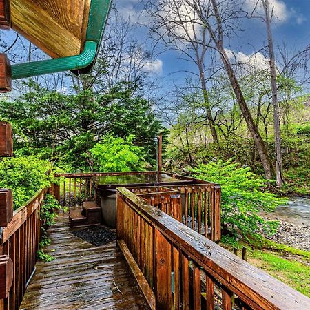 Вилла Creekside Hideaway Брайсон-Сити Экстерьер фото